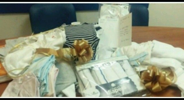ISPRED RODILIŠTA Netko anonimno ostavio dva paketa robice za bebe!