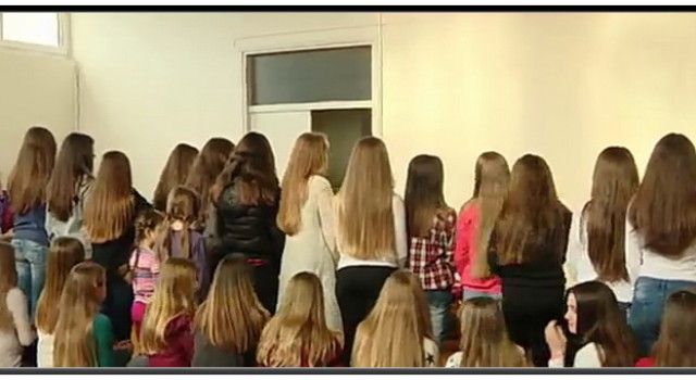 55 djevojčica doniralo kosu za izradu vlasulja djeci oboljeloj od karcinoma!
