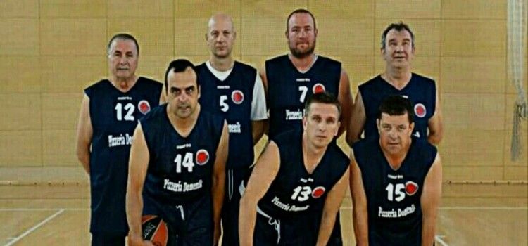 Košarkaši veterani otoka Ugljana osvojili 3. mjesto na Međunarodnom turniru