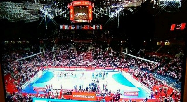 ČUDO U KRAKOWU: Hrvatska uništila Poljsku i izborila polufinale!