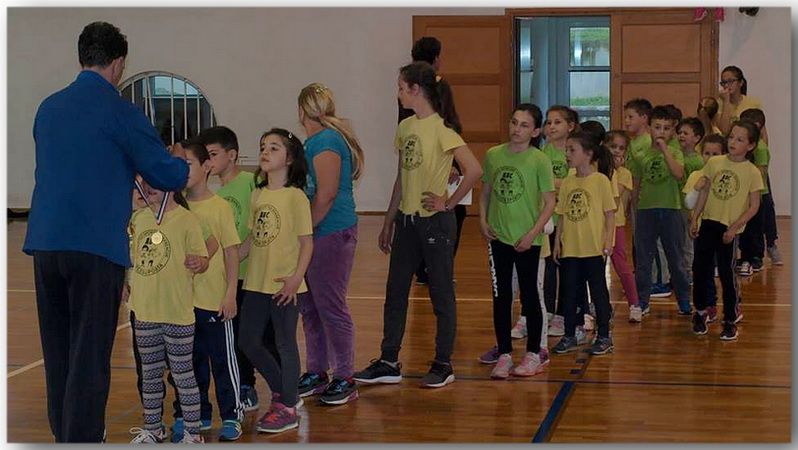 naslovna policnik sport