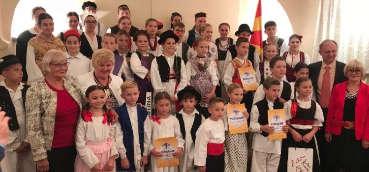 Dječja skupina KUD-a Bokolje iz Dobropoljane pobijedila na Festivalu folklora Hrvatske