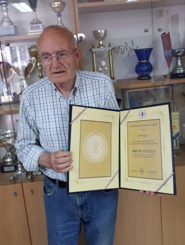 PhotoPictureResizer_200624_123357916_crop_891x1175