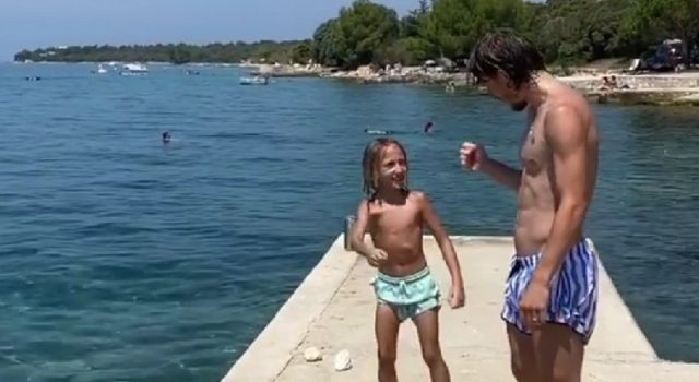 Luka Modrić s kćerkicom Emom uživa u ljetnim radostima na Jadranu