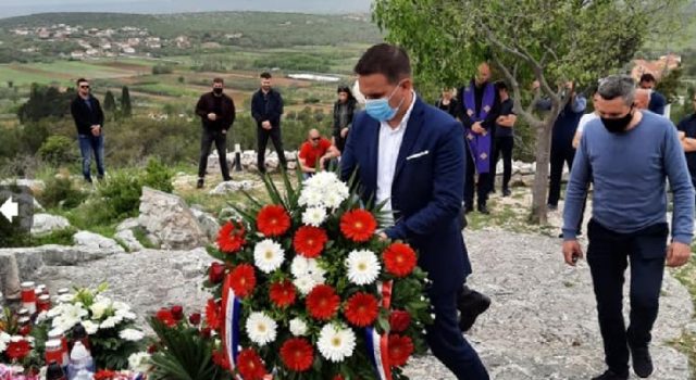 Bibinjci odali počast heroju Franku Lisici na mjestu na kojem je ubijen