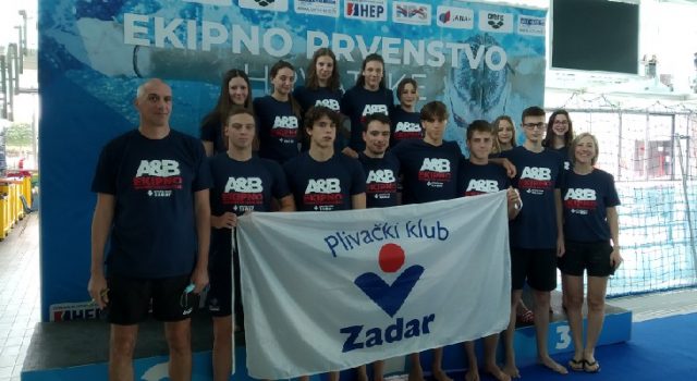 Plivačice i plivači „Zadra“ nastupili na prvenstvu Hrvatske u plivanju