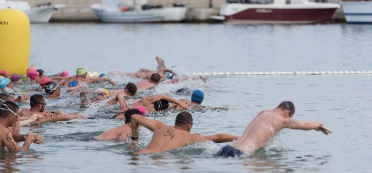 GALERIJA Na natjecanju u plivanju u Privlaci okupilo se 79 sudionika
