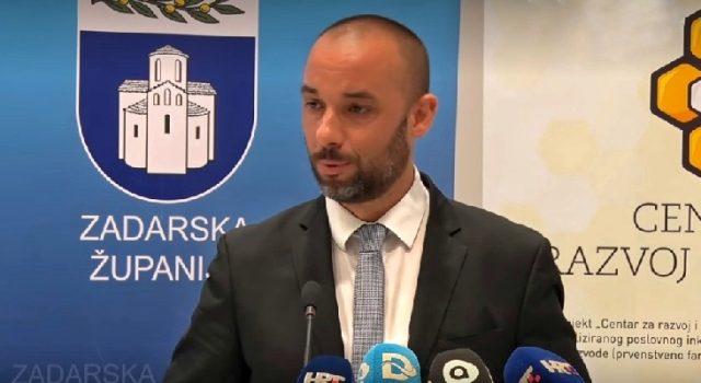 Vučetić: HDZ je politička varalica, lakše im je kupiti vijećnika nego surađivati na programu