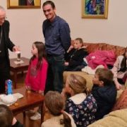 BOŽIĆNO ČUDO Mateo Torić s osmero djece uskoro seli u novi dom