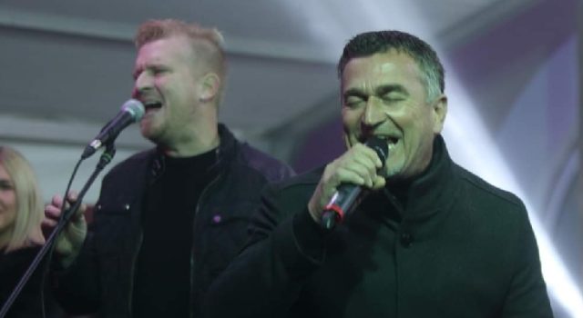 GALERIJA Ivica Sikirić Ićo održao koncert u Bibinjama