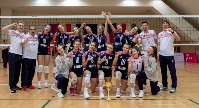 Hrvatska ženska U17 reprezentacija na MEVZA turniru u Zadru osvojila drugo mjesto