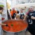 Prva večernja „fešta od rib’“ Tuna, Sushi & Wine Festivala: Zadrani i turisti uživali u 250 kg brudeta od srdela i stotinama sushi zalogaja