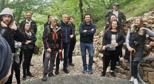 Župan Longin s novinarima obišao Cerovačke špilje