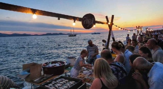 U četvrtak na Zadarskoj rivi počinje manifestacija Noć punog miseca