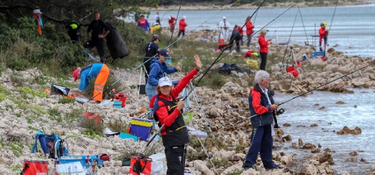 Državno prvenstvo u sportskom ribolovu štapom s obale održano na Viru