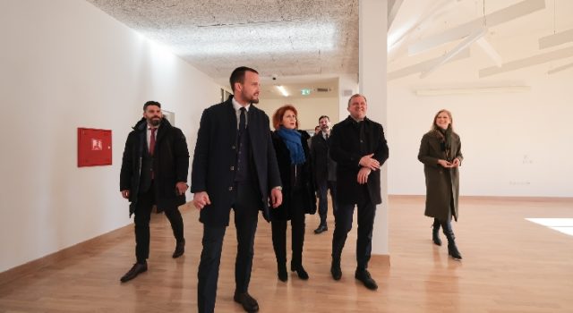 Ministar Šime Erlić sastao se s gradonačelnikom Dukićem i suradnicima