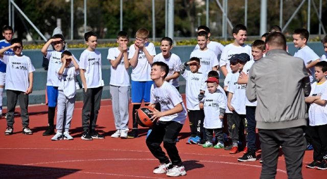 Djeca sudjelovala na Kids’ Dayu u sklopu Adidas Next Generation turnira na Višnjiku