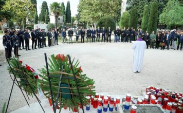 GALERIJA Na Gradskom groblju odana počast poginulim braniteljima uoči blagdana Svih svetih