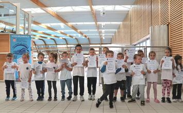 Polaznici obuke neplivača Plivačkog kluba Jadera na bazenu ŠC Višnjik u Zadru
